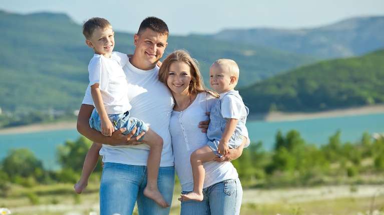 happy family smiling in Knoxville TN